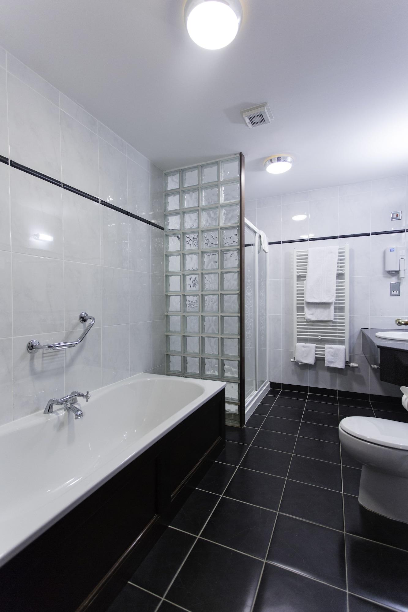 The Sandhouse Hotel And Marine Spa Донегол Экстерьер фото